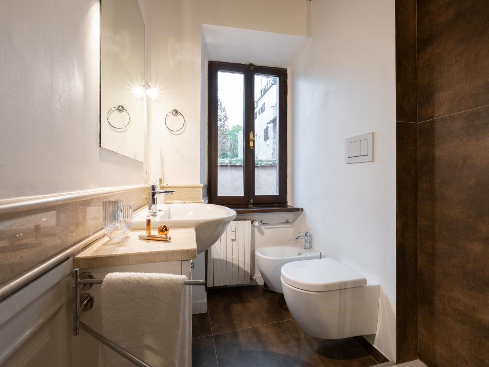 The Best Rent - Stylish Apartment In Trastevere District Rome Luaran gambar